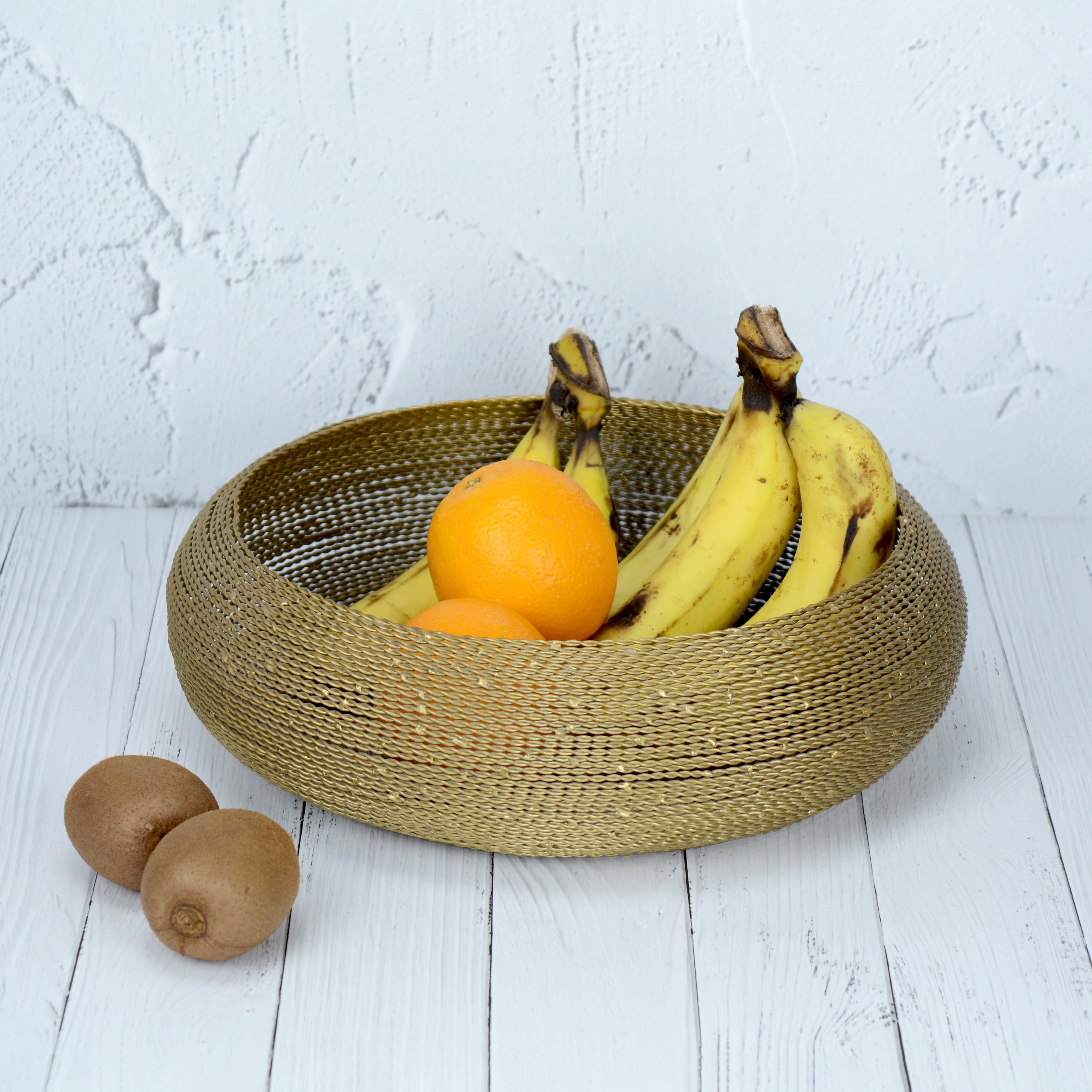 Metallic Round Gold Fruit Basket/Bowl Medium
