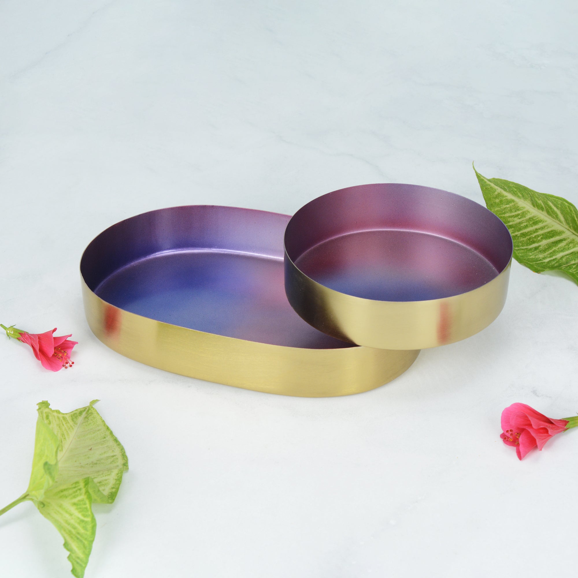 Set of 2 Round & Oval Gold Gradient Tray