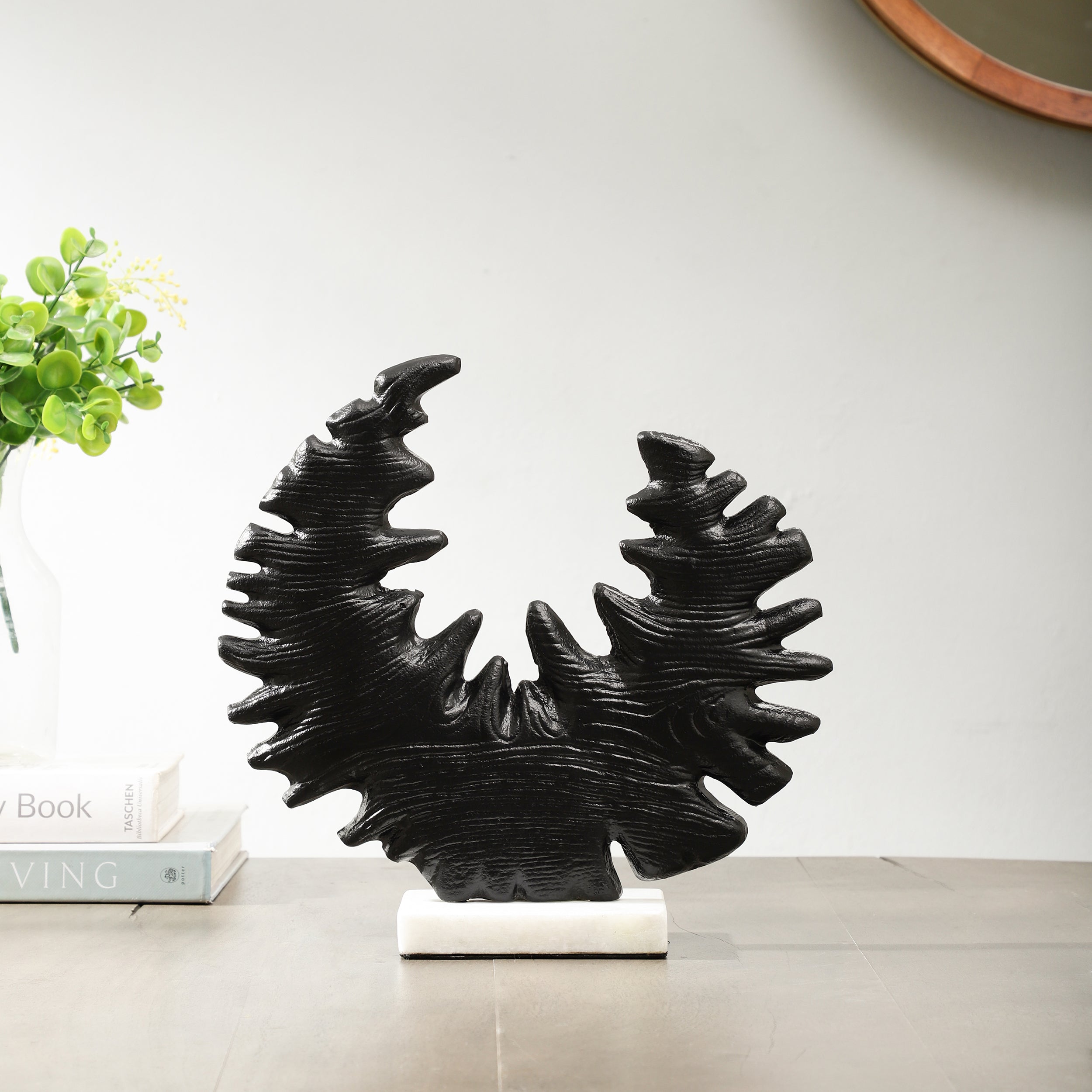 Black Decor Eclipse  Showpiece