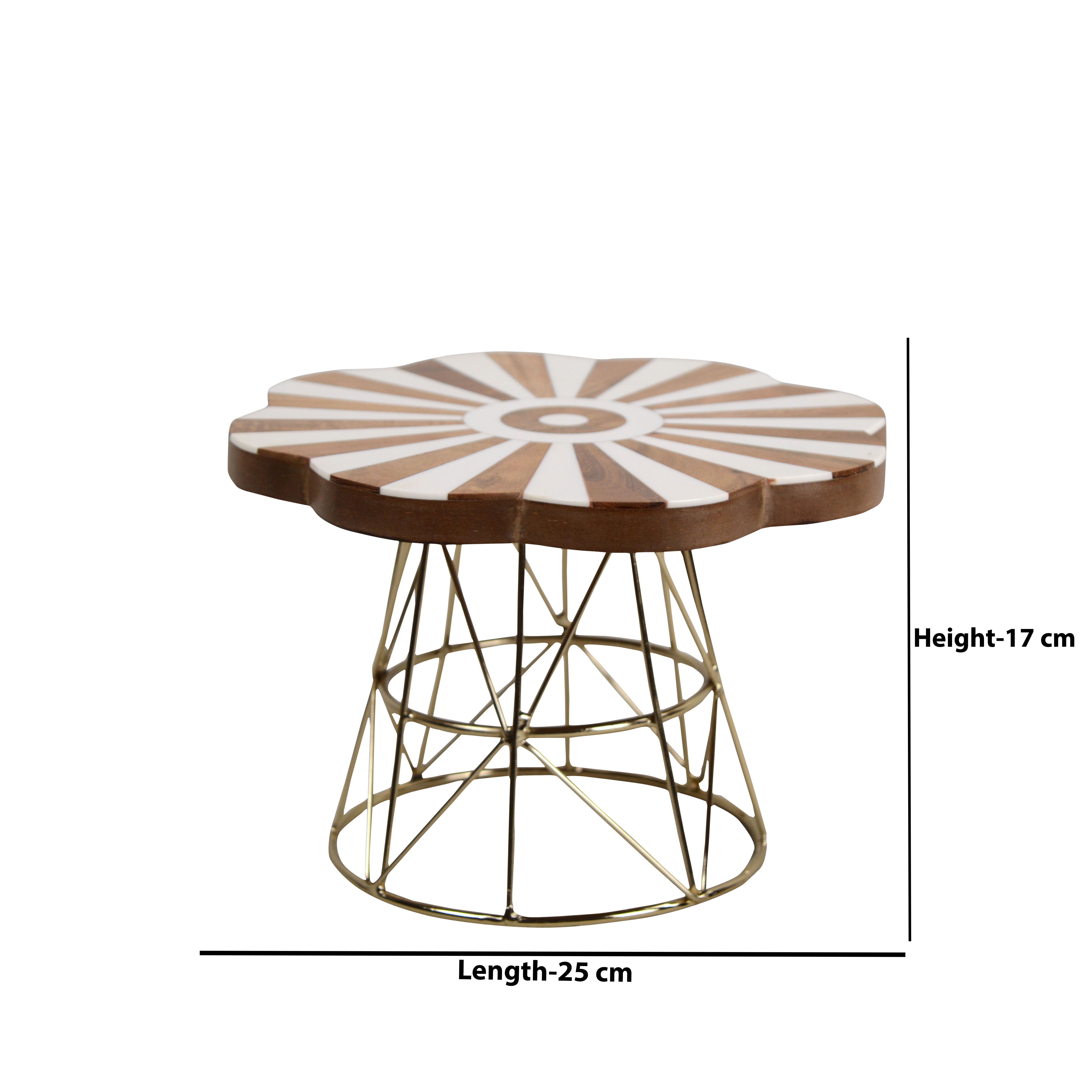 Gold Naked Bloom Decorative Cake Stand