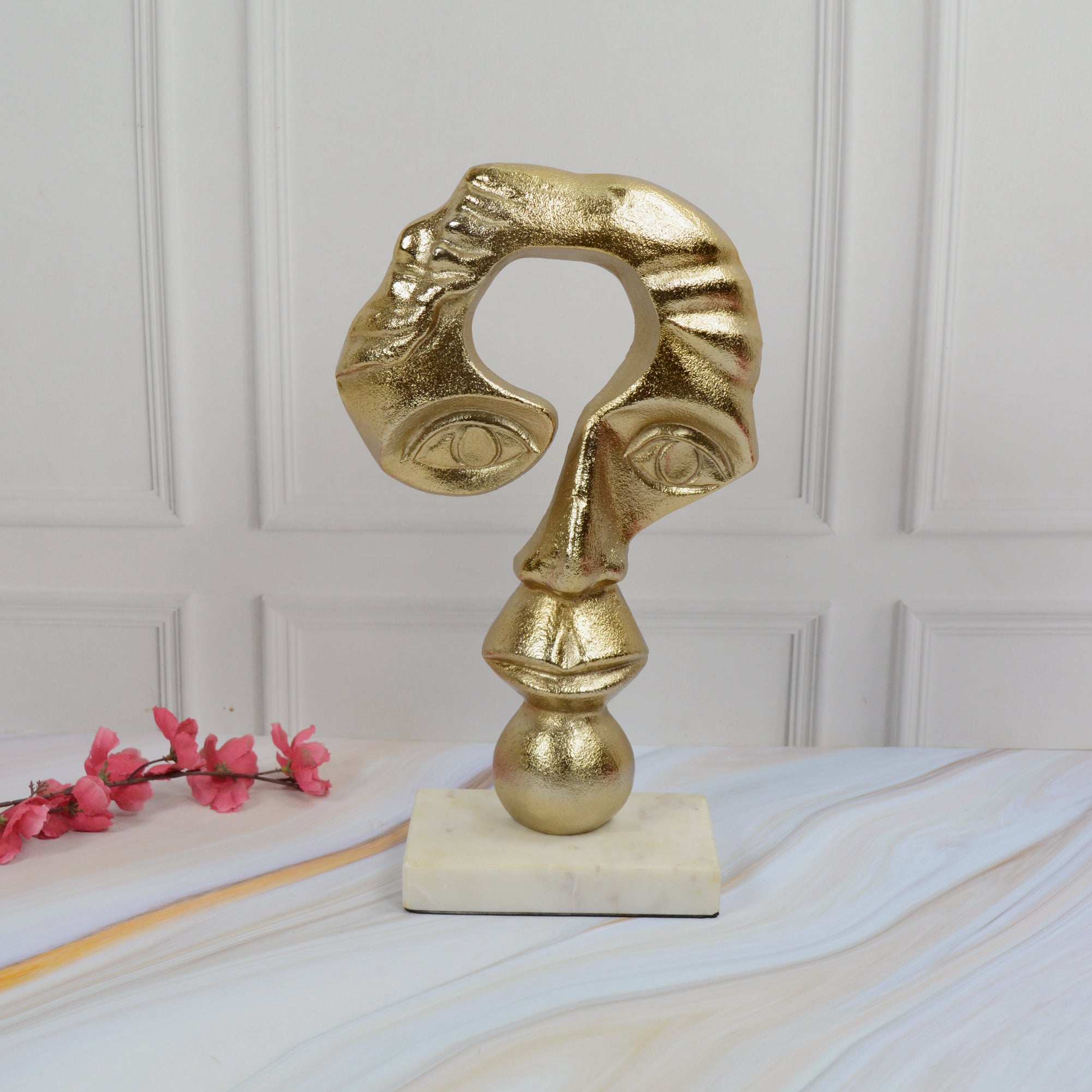 Gold Fragmented Vision Decorative Figurine