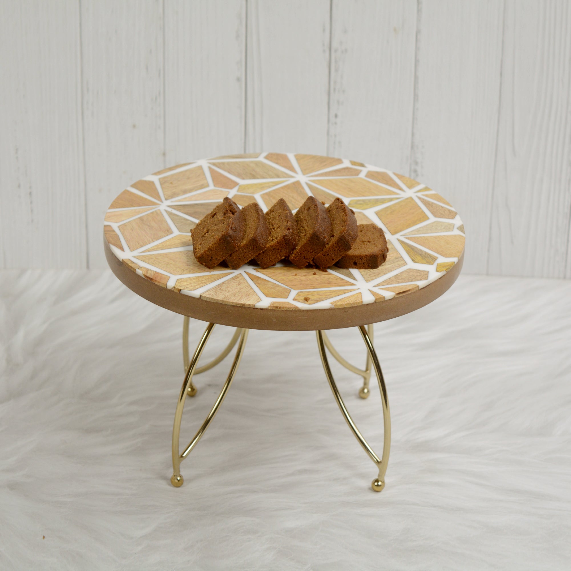 Gold Charm Rise Decorative Cake Stand