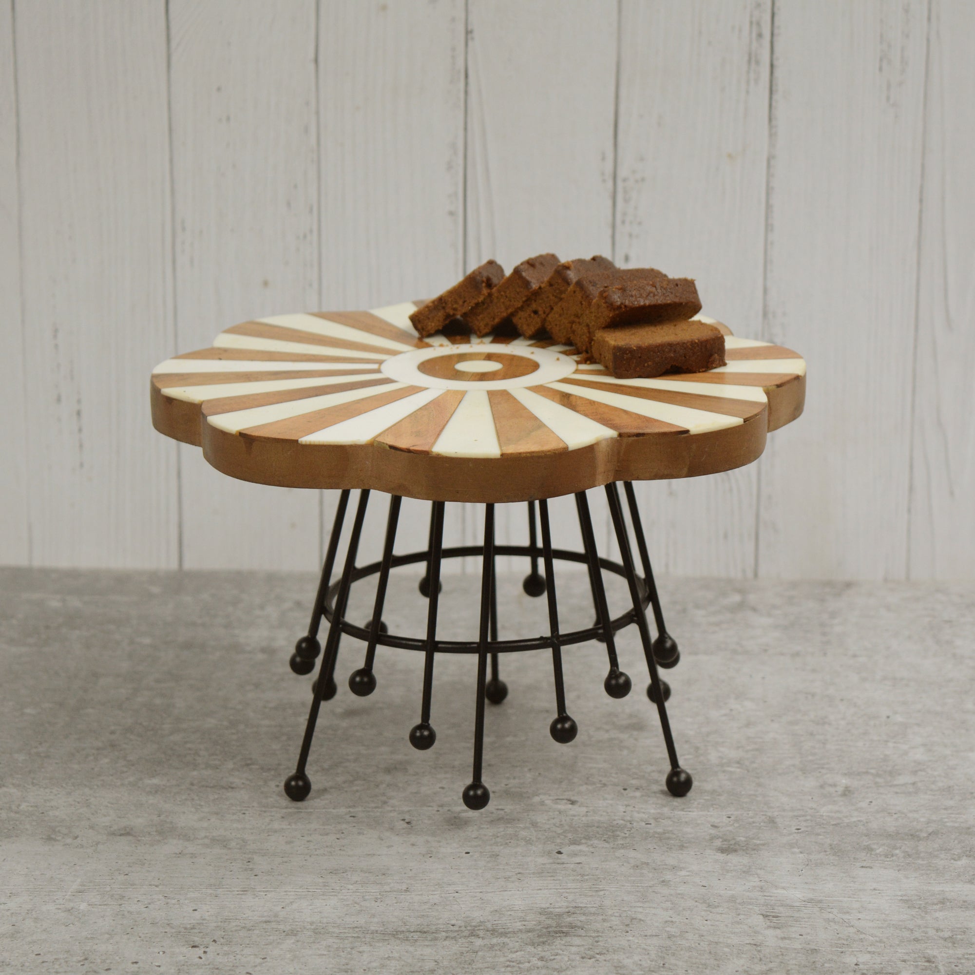 Black Royal Lift Decorative Cake Stand