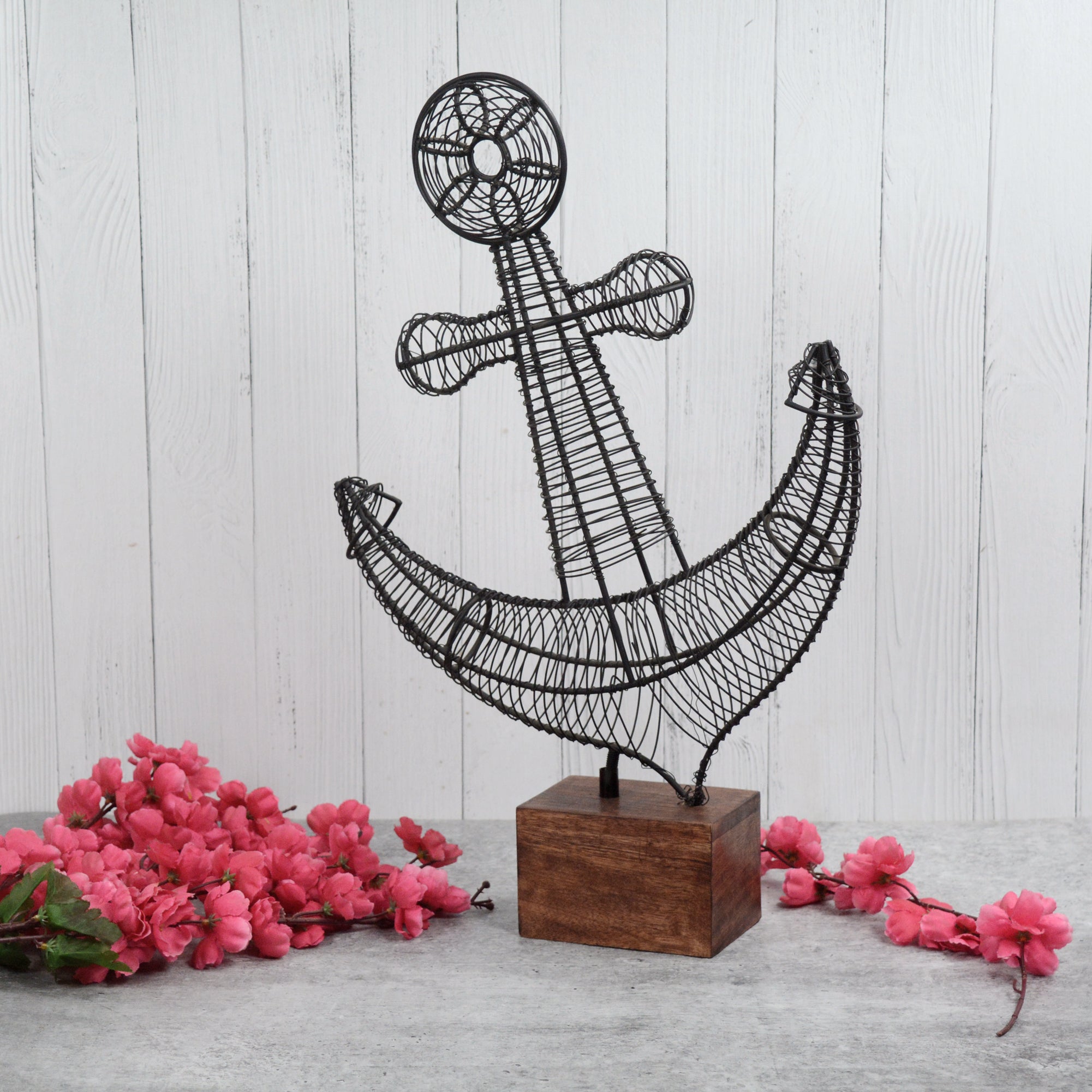 Black Décor Mariner’s Emblem Anchor Showpiece