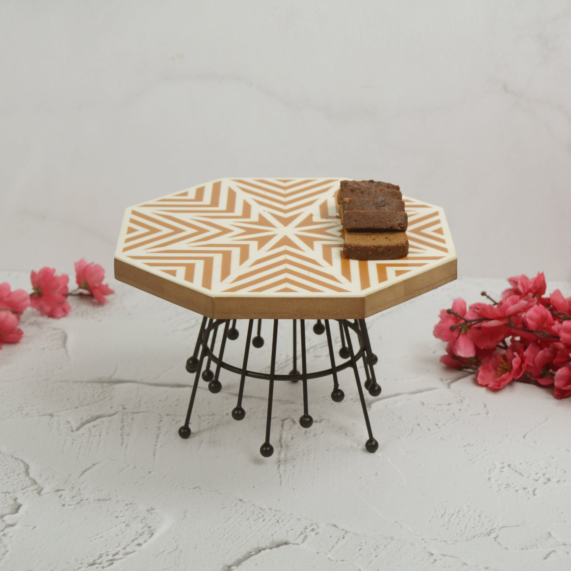 Black Whip Tower Decorative Cake Stand