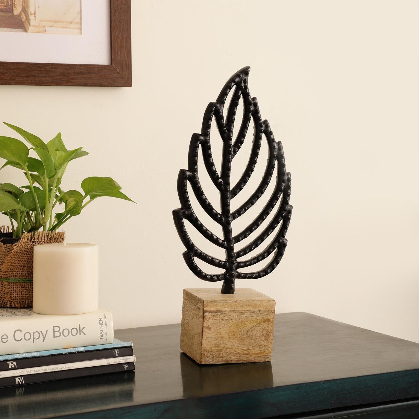 Autumn Breeze Black Leaf Sculpture